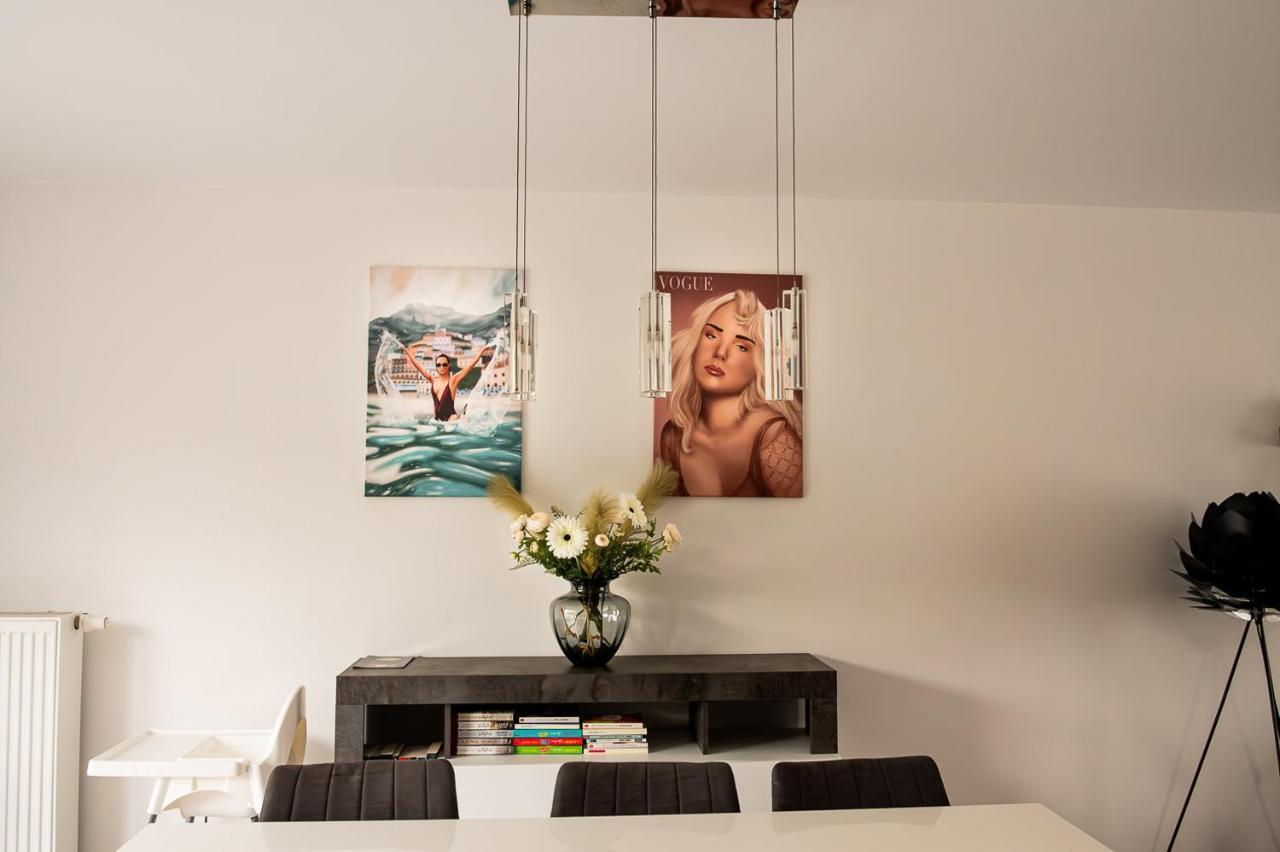 Chez Sabine Et Eric Maison Pour 6 Personnes Avec Piscine Chauffee Andenne Exteriér fotografie