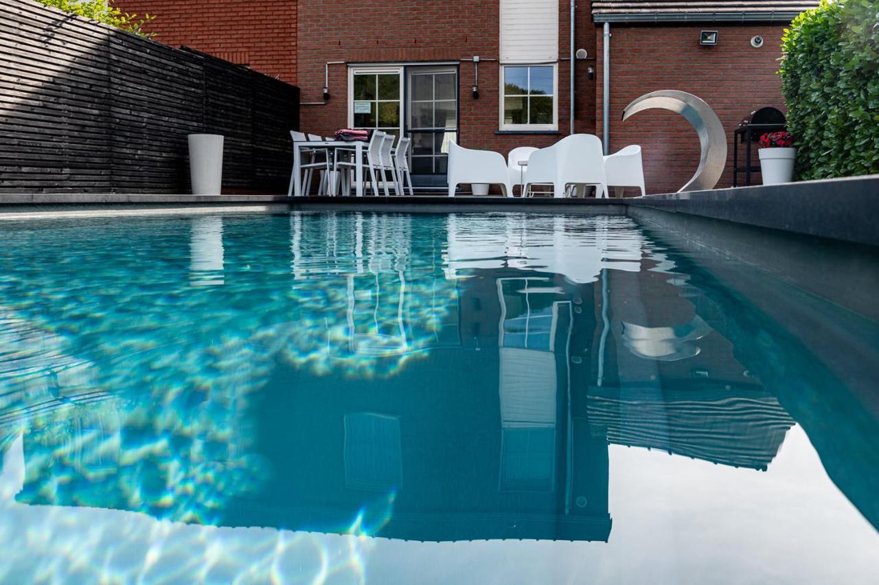 Chez Sabine Et Eric Maison Pour 6 Personnes Avec Piscine Chauffee Andenne Exteriér fotografie