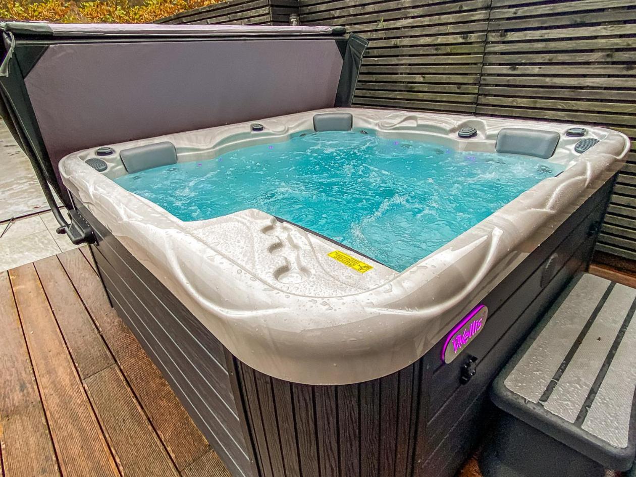 Chez Sabine Et Eric Maison Pour 6 Personnes Avec Piscine Chauffee Andenne Exteriér fotografie