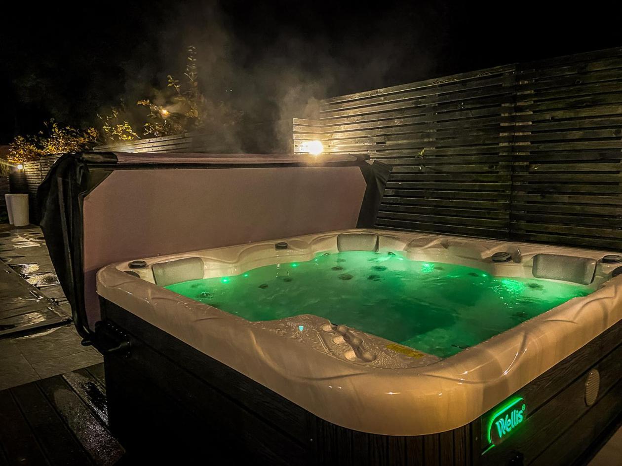 Chez Sabine Et Eric Maison Pour 6 Personnes Avec Piscine Chauffee Andenne Exteriér fotografie